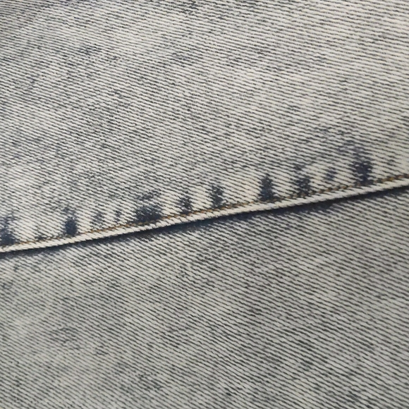 FOREVER 21 High-rise Acid Wash Rhinestone Buckle Jeans - Picture 7 of 13